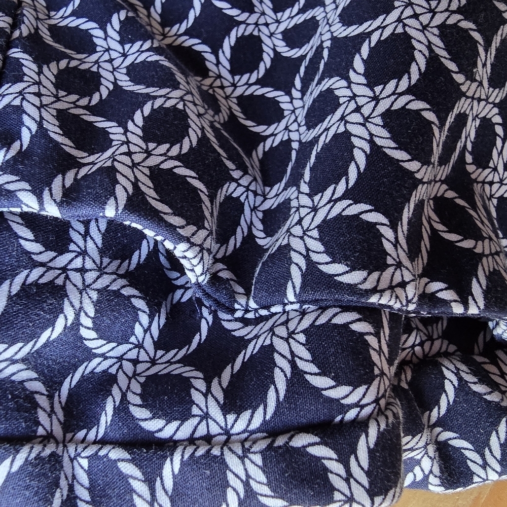 Michael Kors Blue Patterned Capri Pants Size 10 (CAP20) - Picture 8 of 13